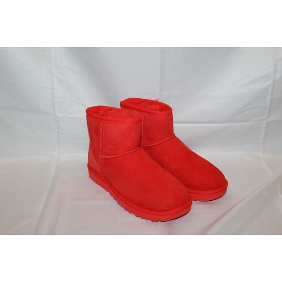 NIB UGG Women's Classic Suede Shearling Lined Mini Boots Cherry Red - Picture 4 of 7